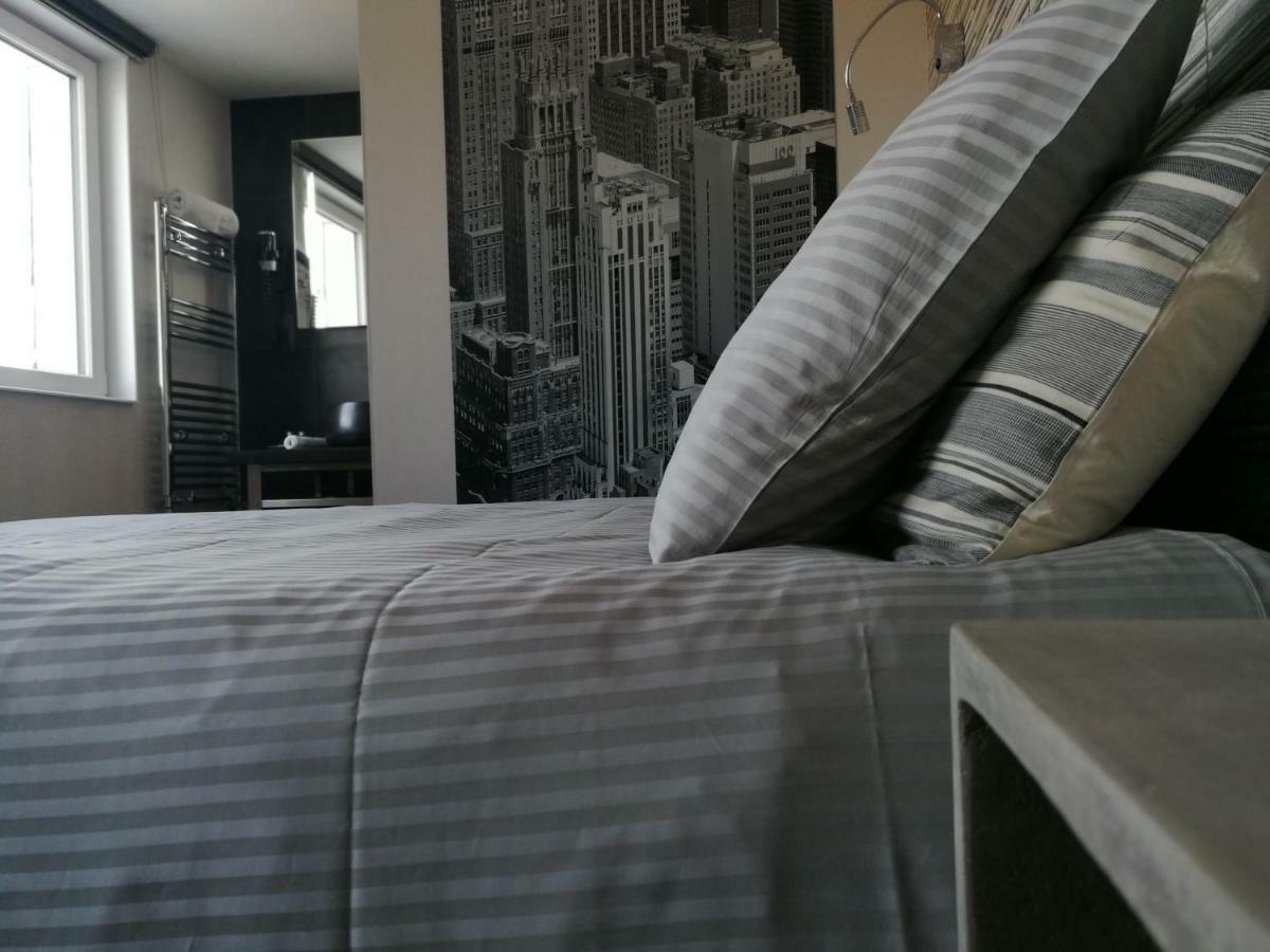 5&5 Rooftop Bed & Breakfast